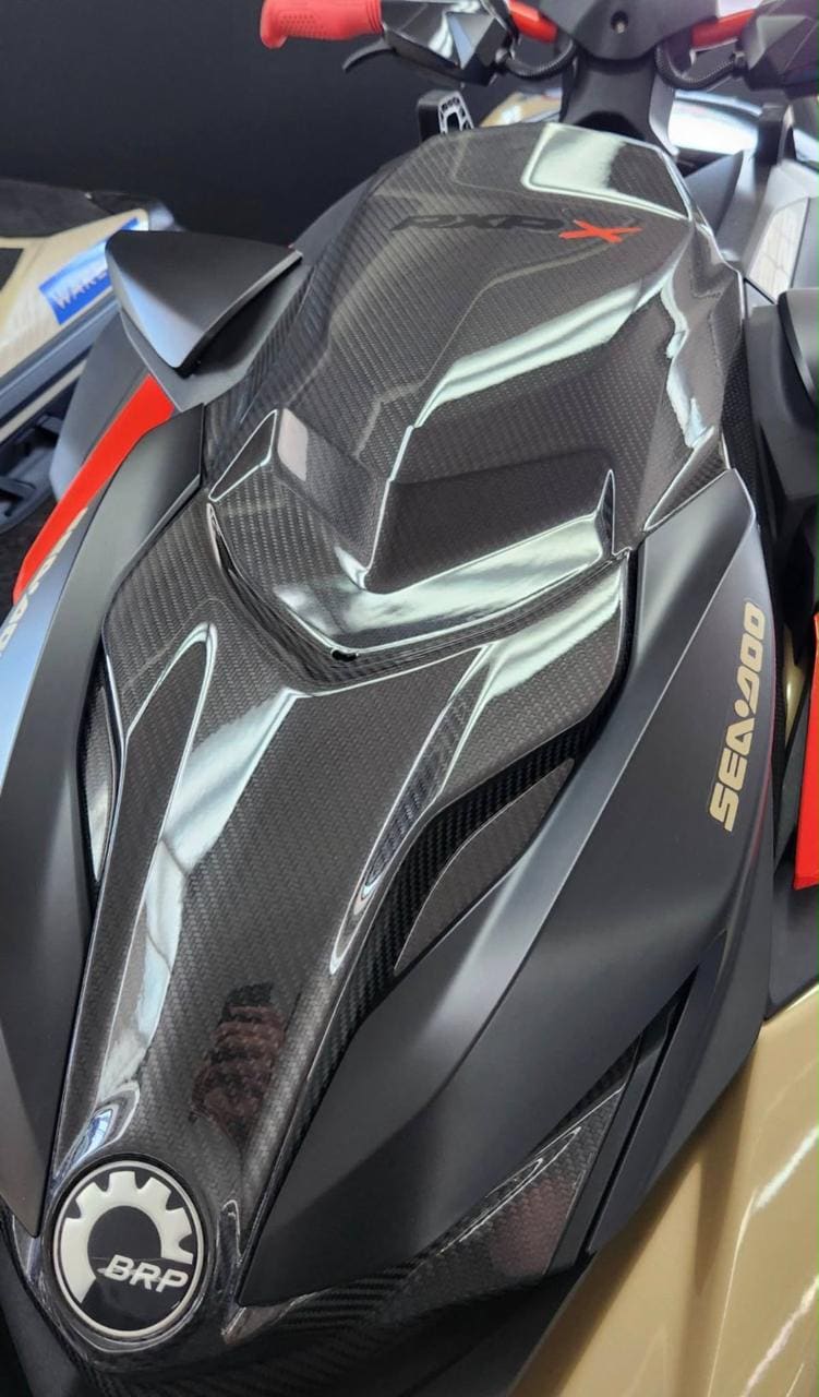BRP Sea-Doo RXT-X 325 (2025) — фотография 5